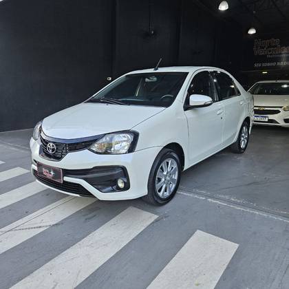 TOYOTA ETIOS 1.5 X PLUS SEDAN 16V FLEX 4P AUTOMÁTICO